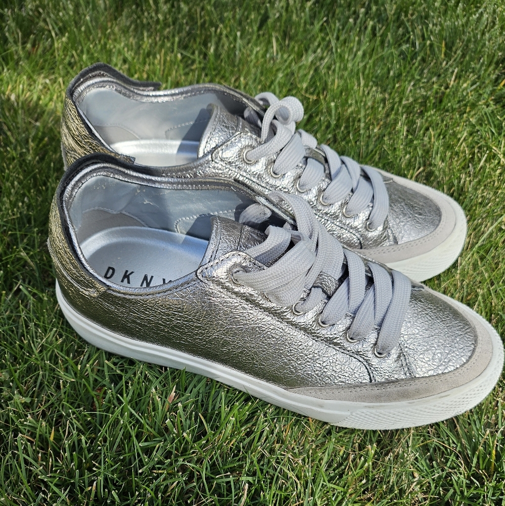 Donna Karan Ressa Sneakers DKNY shoes